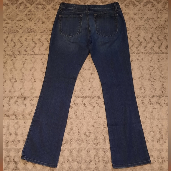 Ann Taylor Loft Curvy Bootcut Jeans - Picture 4 of 4